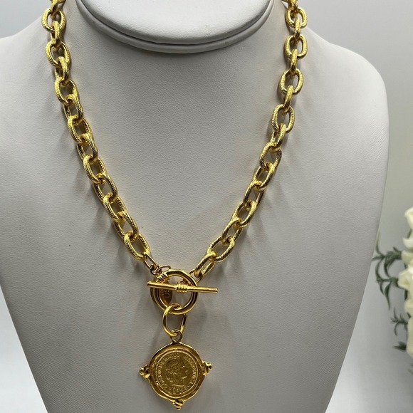 Susan Shaw Silver Gold Plated ChainPendant Woman Intaglio Cameo CoinNecklace